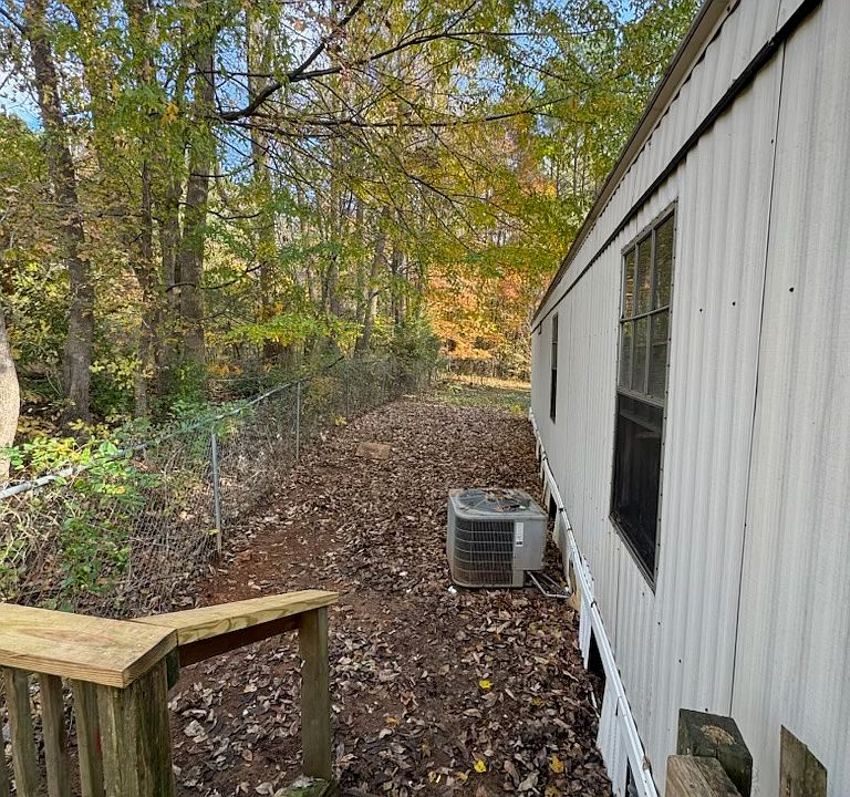 2nd image of 1983 Pittsboro Goldston Rd