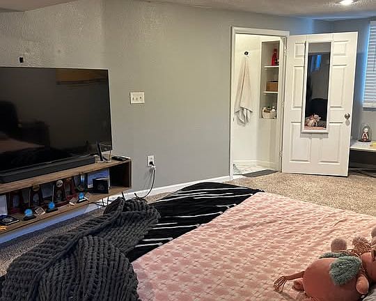 3rd image of 5584 W 63rd Ave