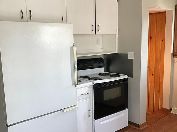 3rd image of 1112 S 1st Ave