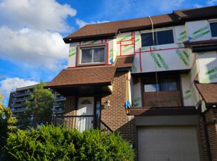6780 Formentera Ave #64, Mississauga, ON L5N 2L1