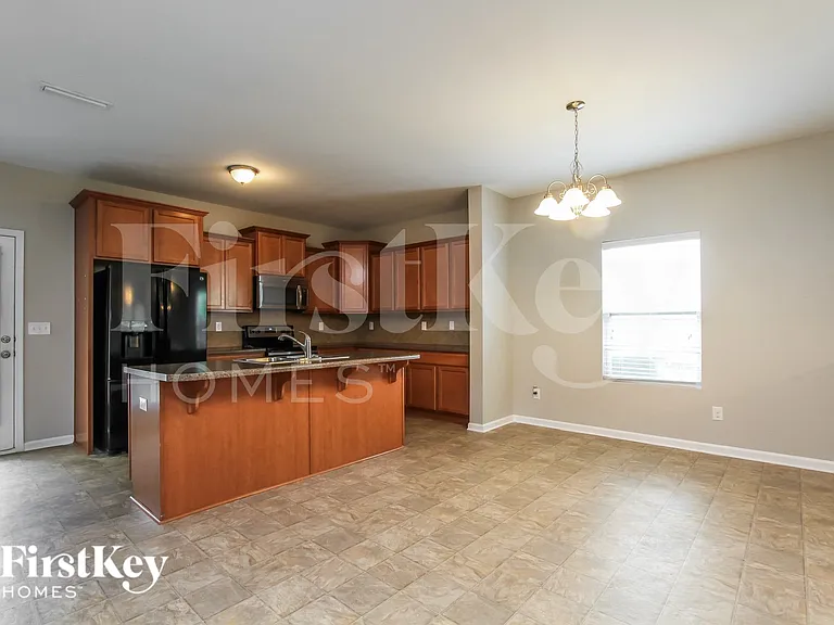 504 Landis Oak Way — Photo 5
