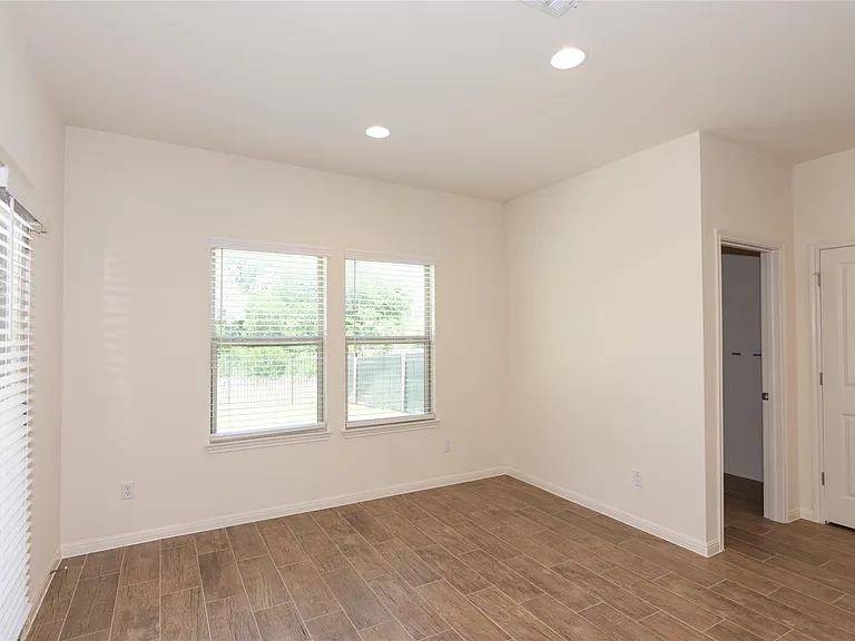 1732 Lakota Ln — Photo 13