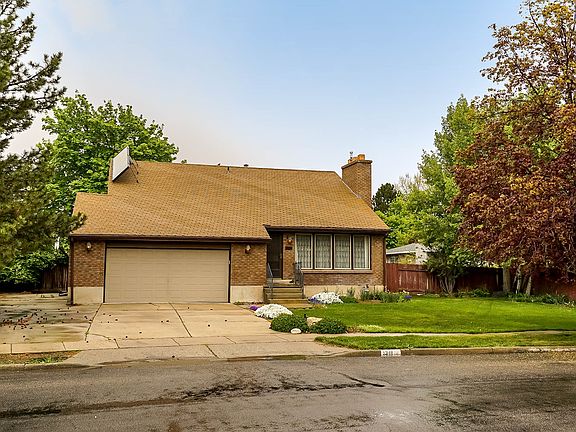 2nd image of 5348 S Appian Way