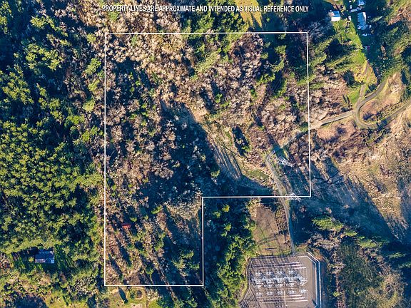 5th image of 320 NE Sturdevant Rd