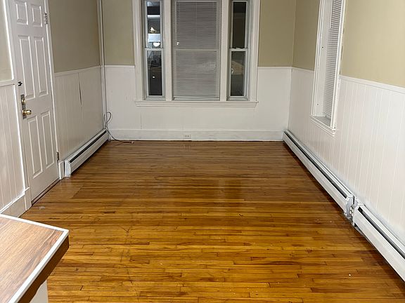 5th image of 396 Sabattus St Floor 1
