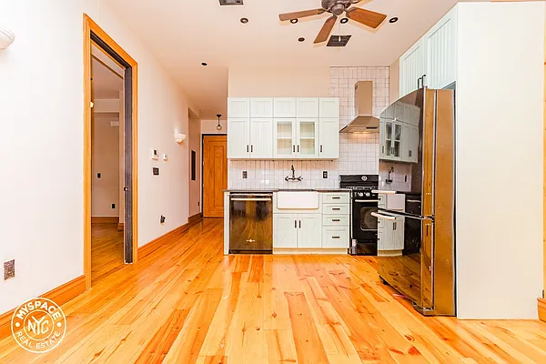 Rented by MySpaceNYC | media 1