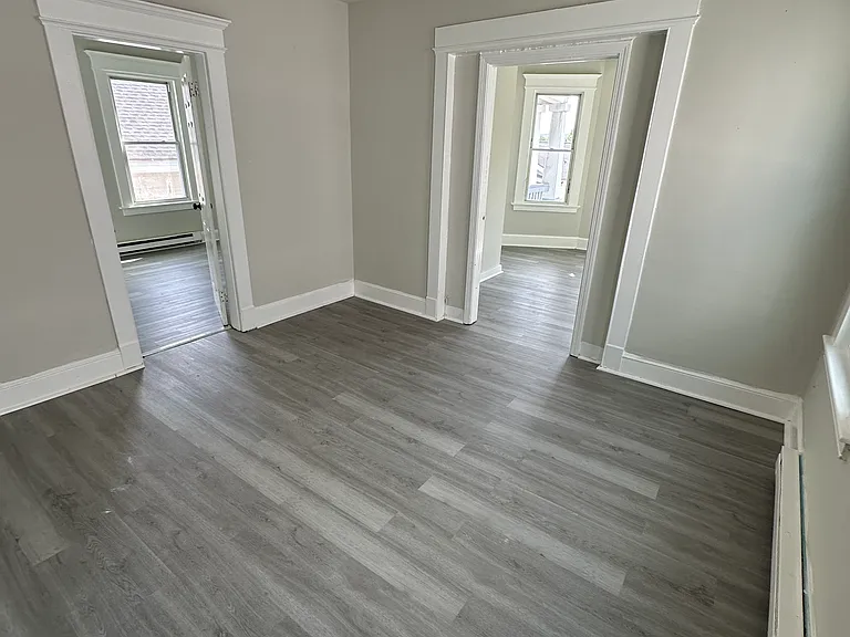 34 Vermont St #3A — Photo 6