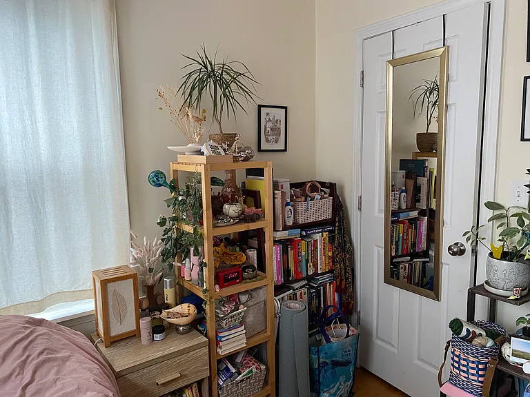 Closet for bedroom 2