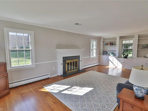 5th image of 730 Pine Top Dr