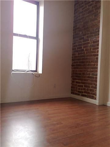 2nd image of 505 W 176th St APT 1D