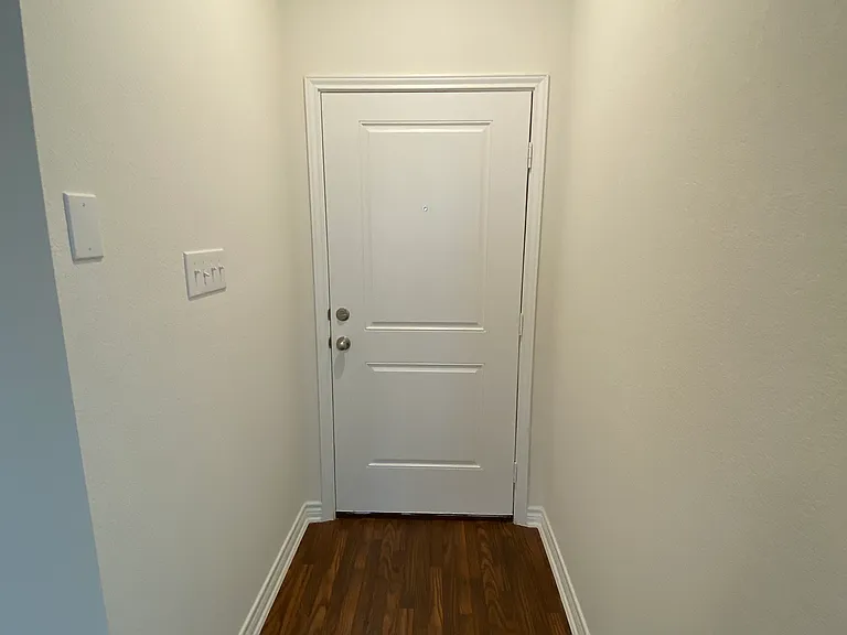 10643 W Military Dr #7 — Photo 12