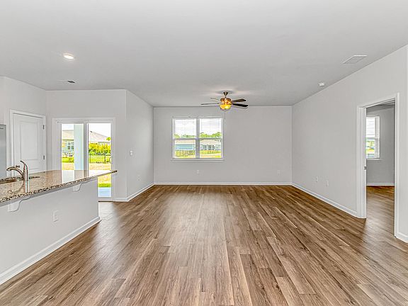 4th image of 5005 Appleridge Dr.