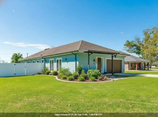 1705 Bayou Black Dr, Houma, LA 70360