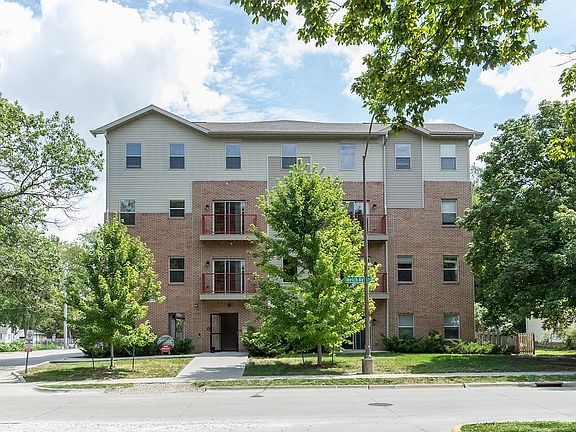4th image of 444 Welch Ave Unit 205