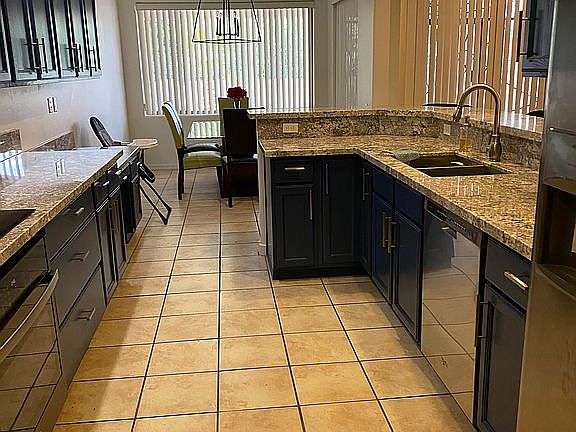 3rd image of 5213 N Via La Doncella
