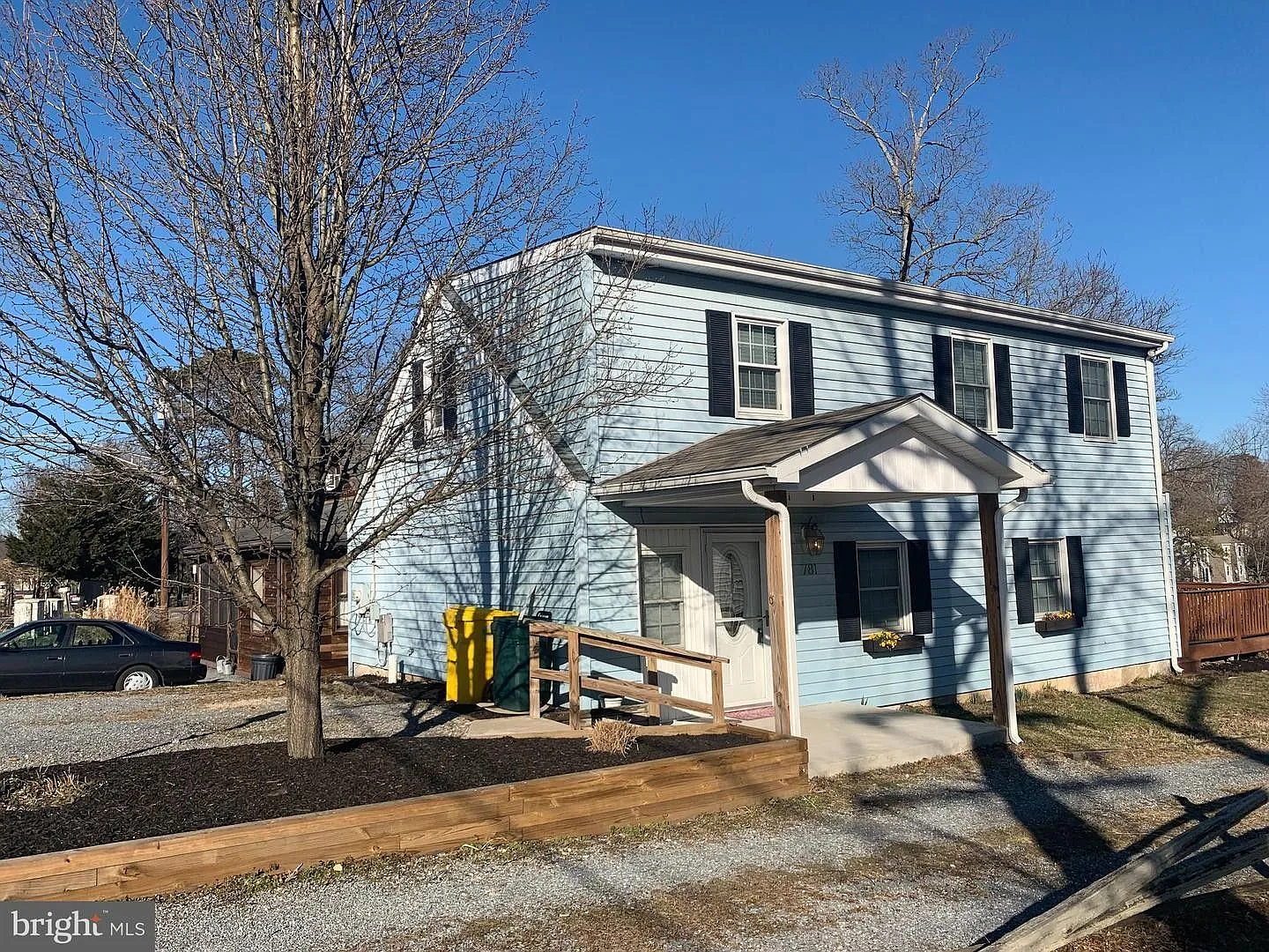 781 Powhatan Beach Rd photo 1