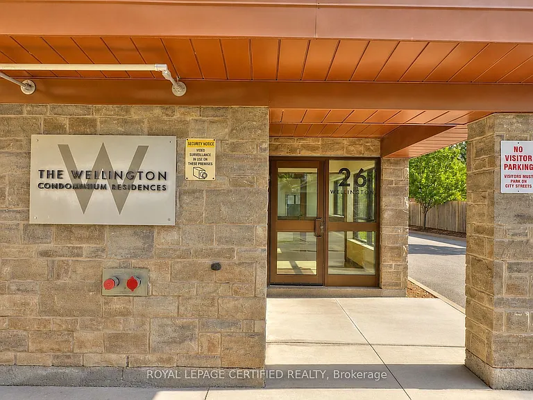 26 Wellington St #205 — Photo 3