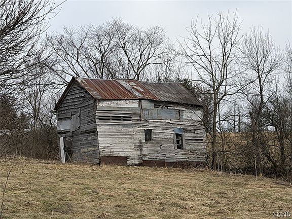 5th image of 108 Hogsback Rd #25