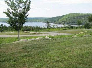 29 Grand View Dr, Holden, ME 04429