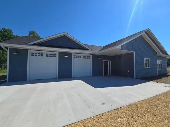 32 256th St, Osceola, WI 54020