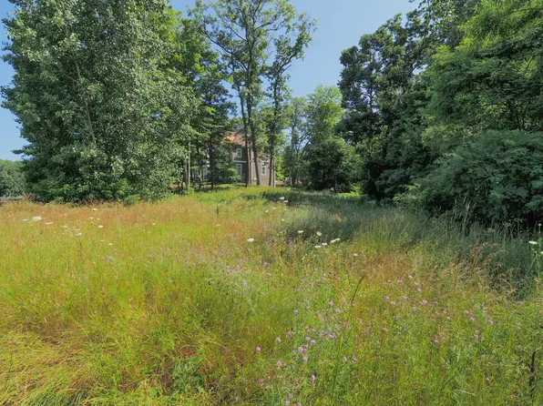 7331 Bentwood Trl, Kalamazoo, MI 49009