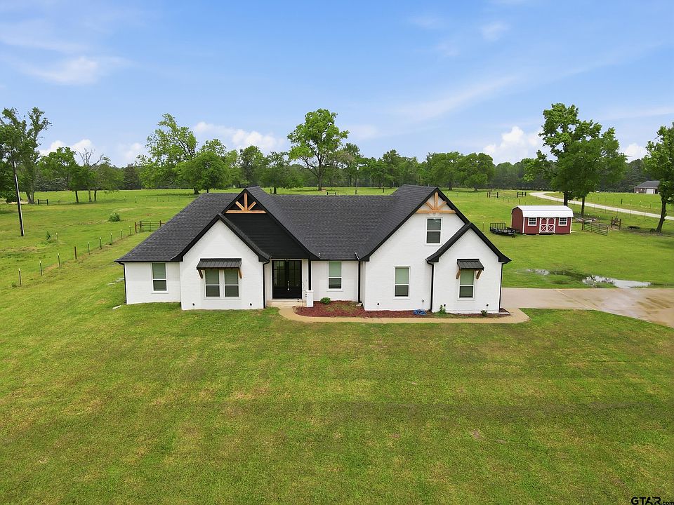 1st image of 745 County Road 3240