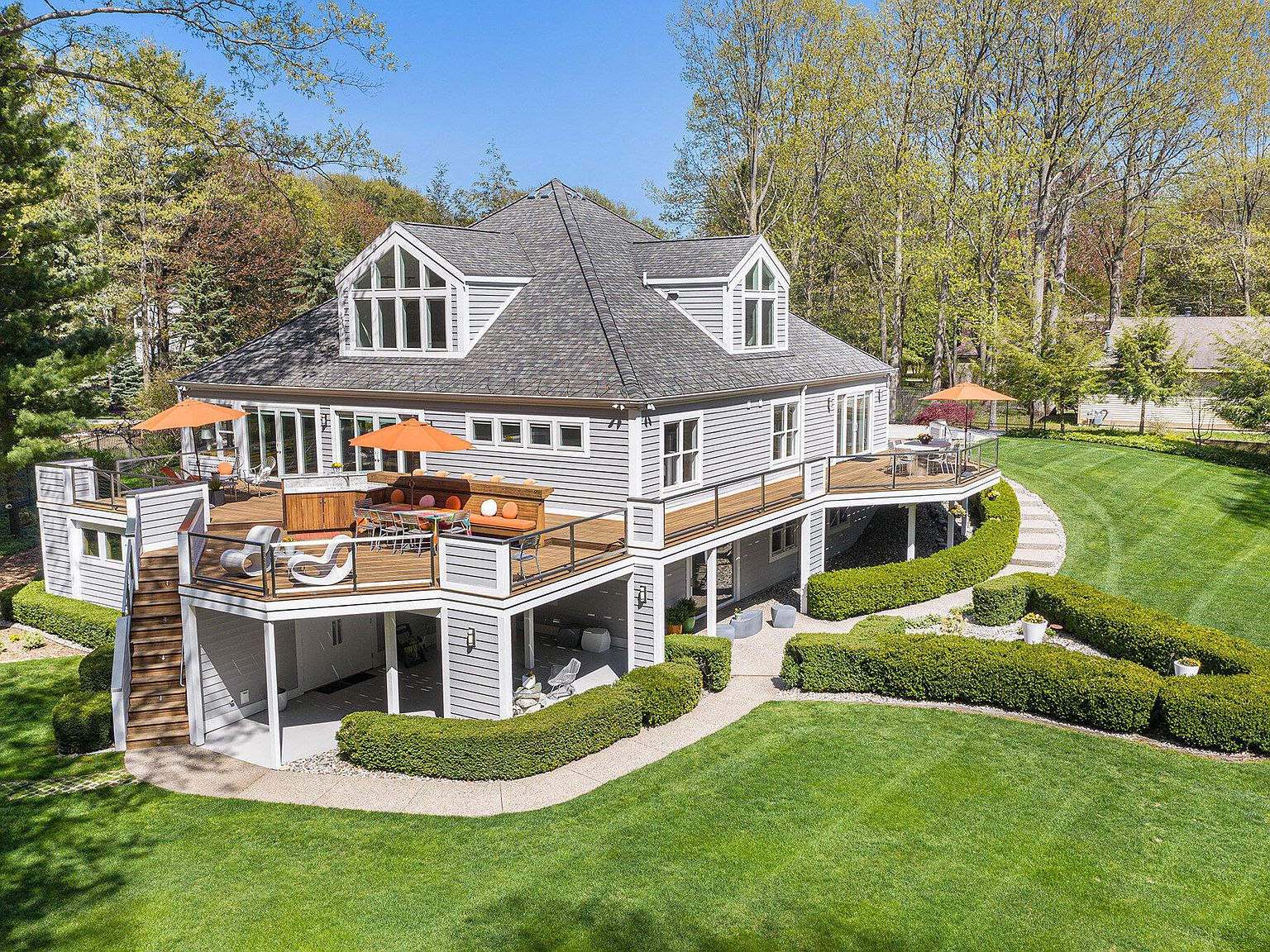 17732 Tamarack Ln, Grand Haven, MI 49417 Zillow