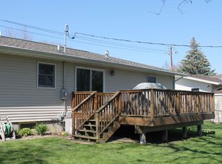 1130 Kane St, Dubuque, IA 52001