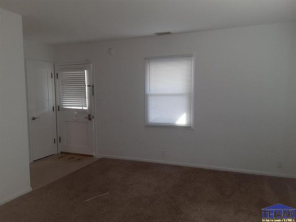 2nd image of 2530 Mariposa Dr