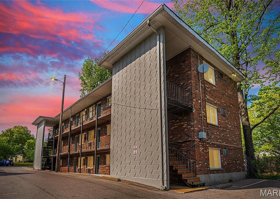 1st image of 3320 Greenwood Blvd #11