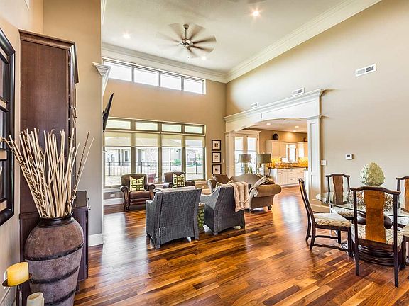 4th image of 2115 Mackintosh Ct