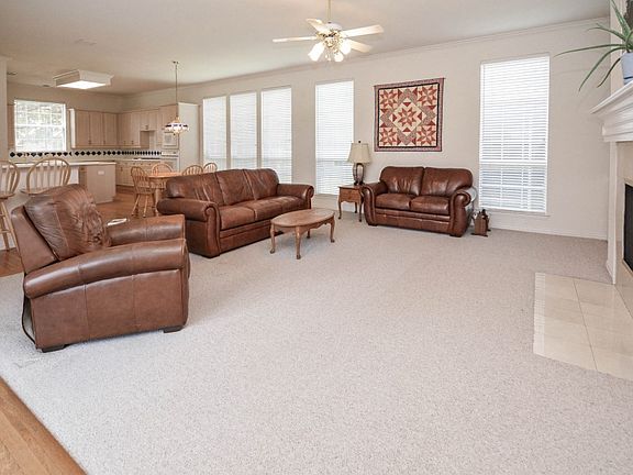 5th image of 7312 White Castle Ln