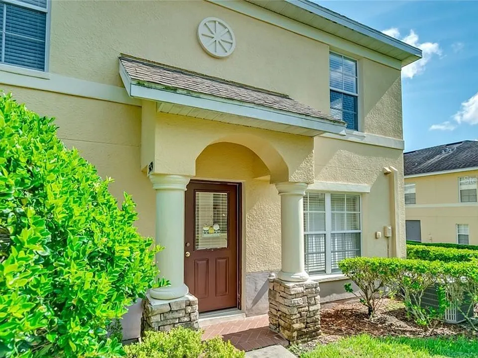 5429 River Rock Rd