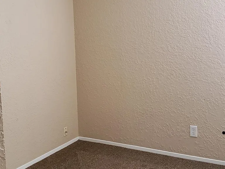 10431 Shannon Pl — Photo 13