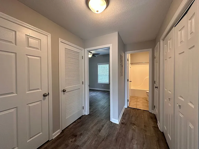 Rand Powell Apartment Homes — Photo 20