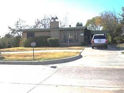 1st image of 1902 NW 38th St