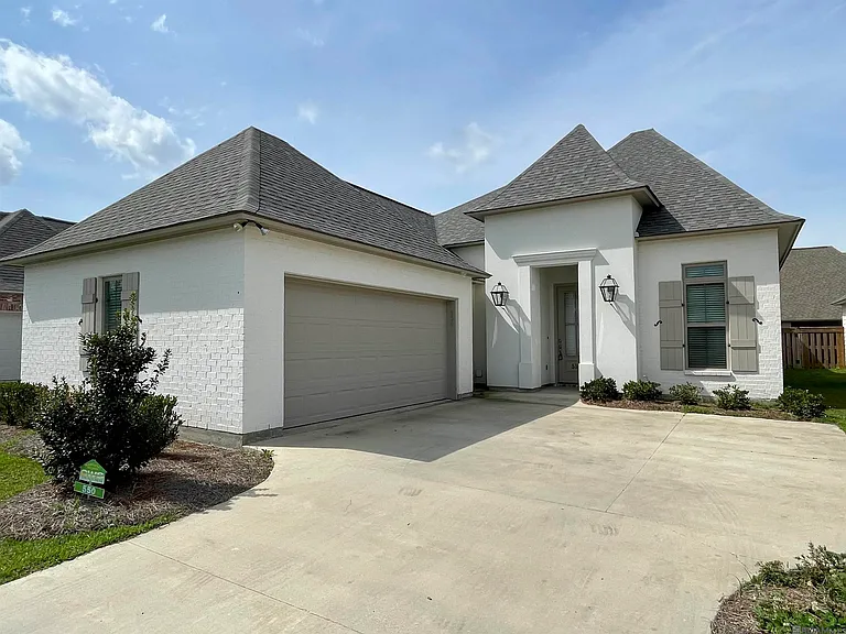 550 White Egret Dr — Photo 1