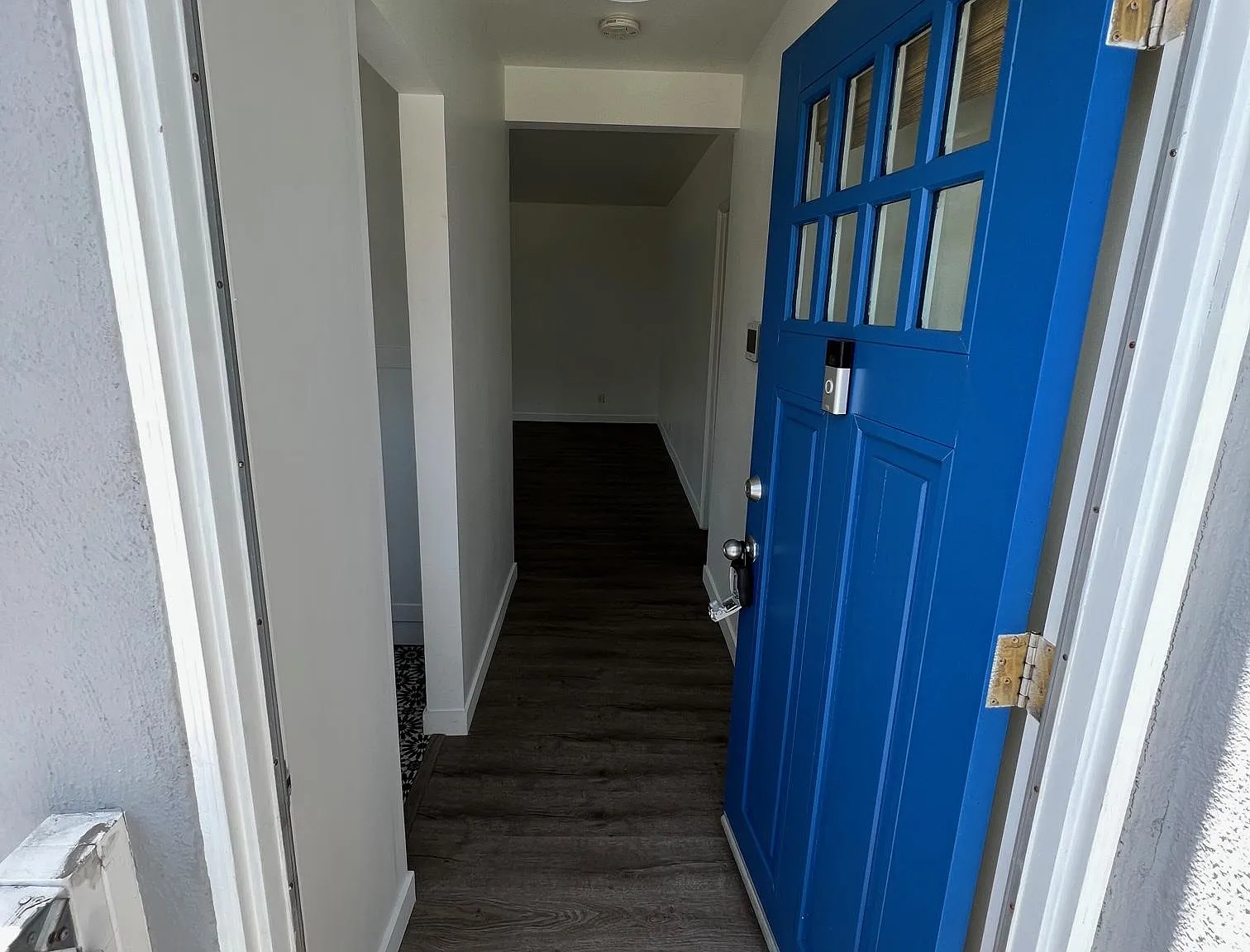 151 W Channel Rd — Photo 1