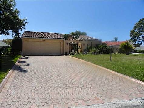 1st image of 7206 Las Casas Dr