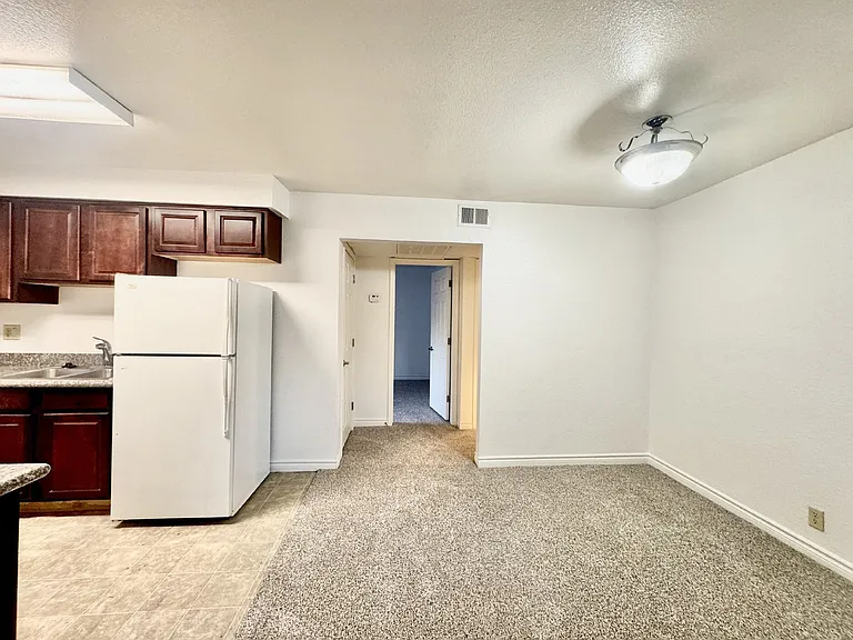 5000 Indian River Dr #484 — Photo 11