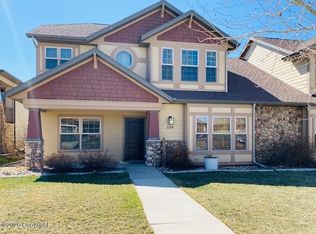 108 College Park Cir, Gillette, WY 82718