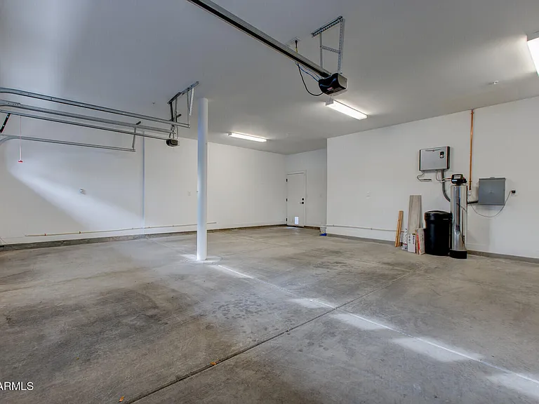2601 N 27th St #2 — Photo 17