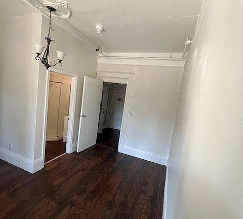 5th image of 404 N 5th St #5