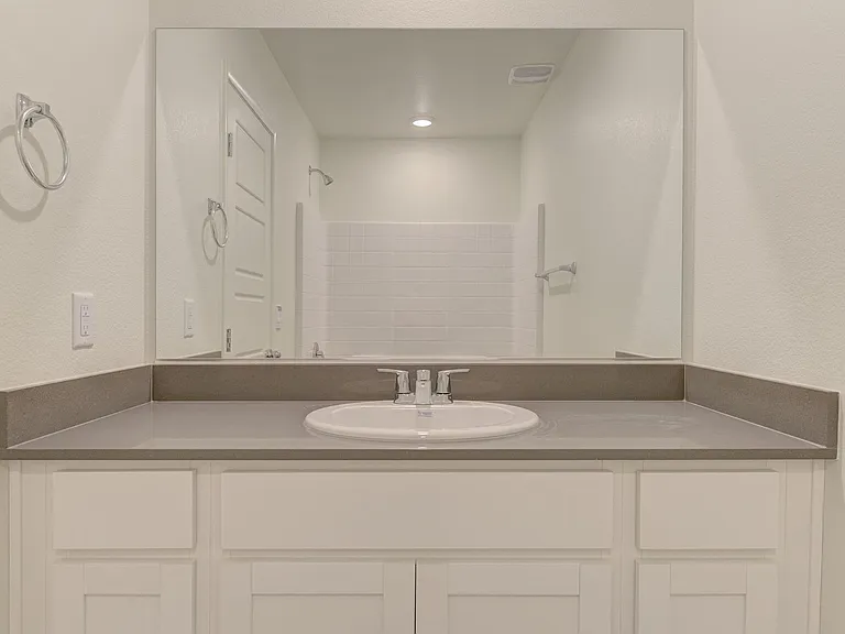 1505 Pamela Springs Ln — Photo 14