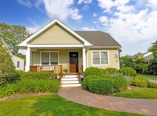 11 Anita Pl, Amityville, NY 11701