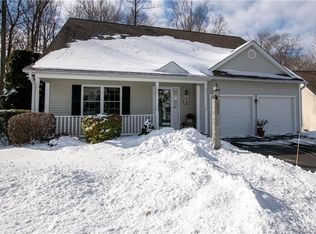 233 Westwood Dr UNIT 233, Seymour, CT 06483