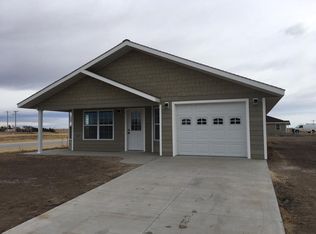 834 21st St, Hoxie, KS 67740