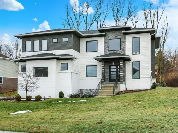 10519 Geist View Dr, McCordsville, IN 46055