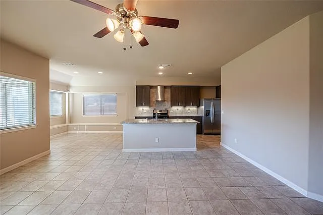 1141 Kingston Ct — Photo 9