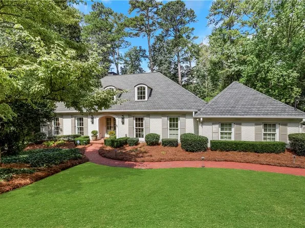 3378 Valley Cir NW, Atlanta, GA 30305